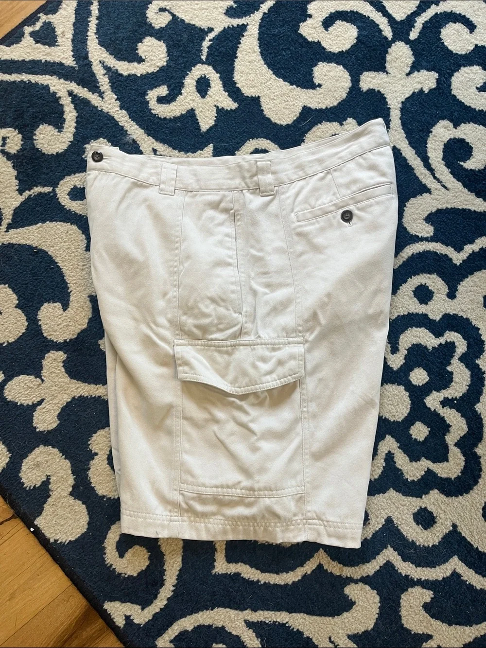 Preswick & Moore Comfy Men's Cargo Shorts in Beige size 34